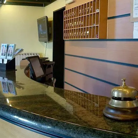 格拉兹酒店